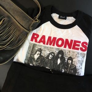 Forever 21 Ramones band T